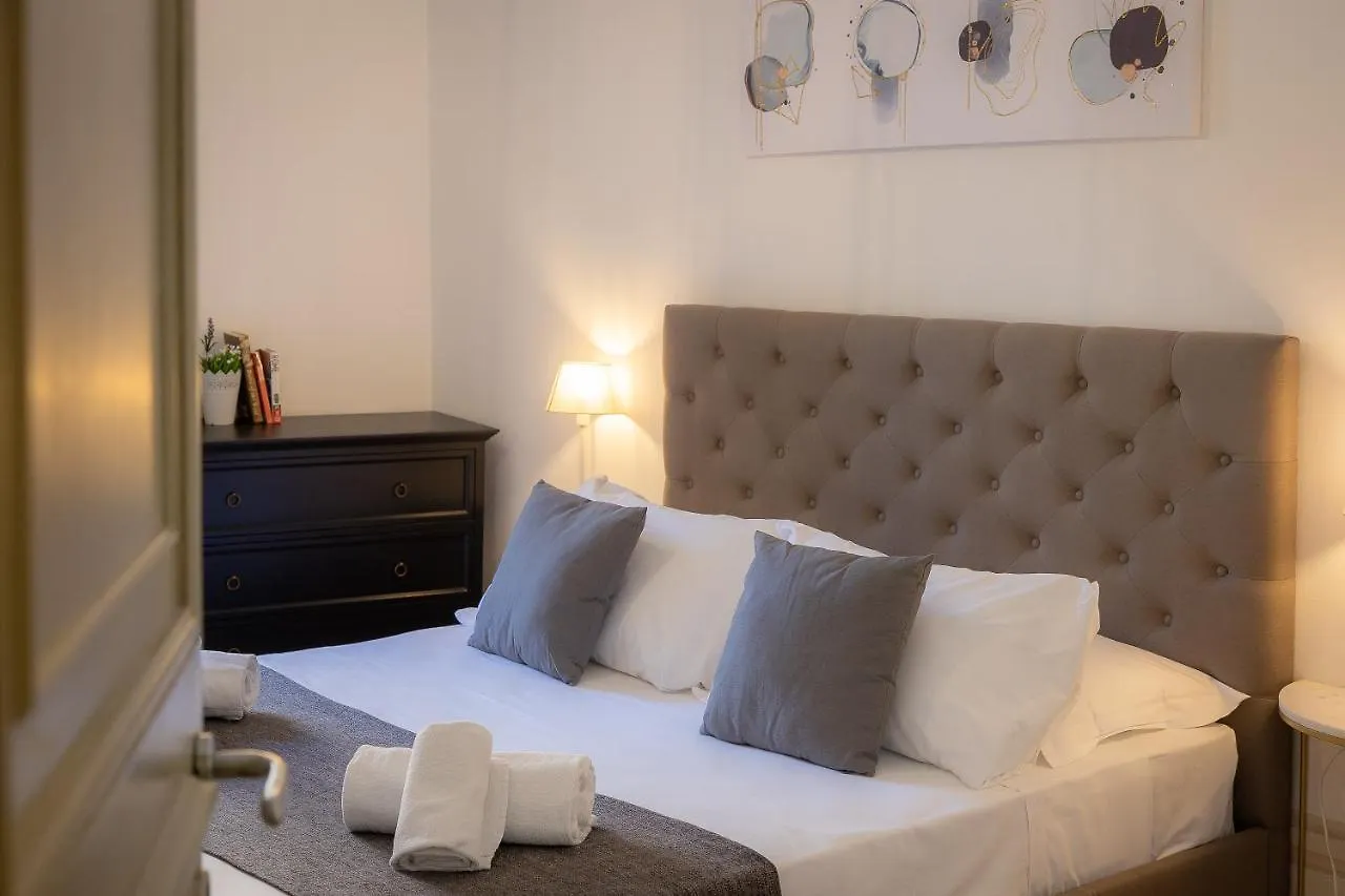 Angelico By Rental In Rome 0*,